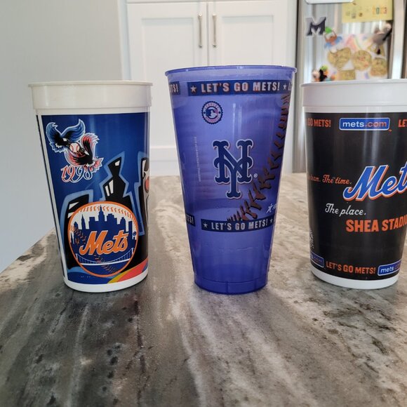 Lot Of 8 New York Mets Plastic Souvenir Cups Shea 2004 40th Year Subway Series - Picture 12 of 13